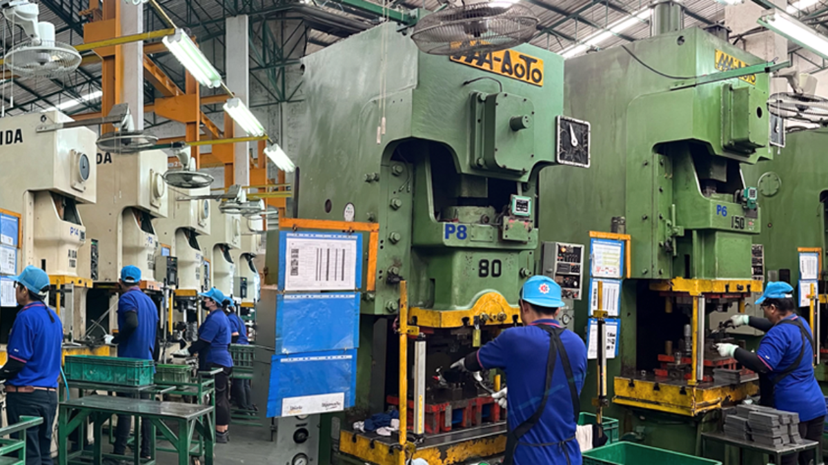 สายการผลิตชิ้นส่วนยานยนต์